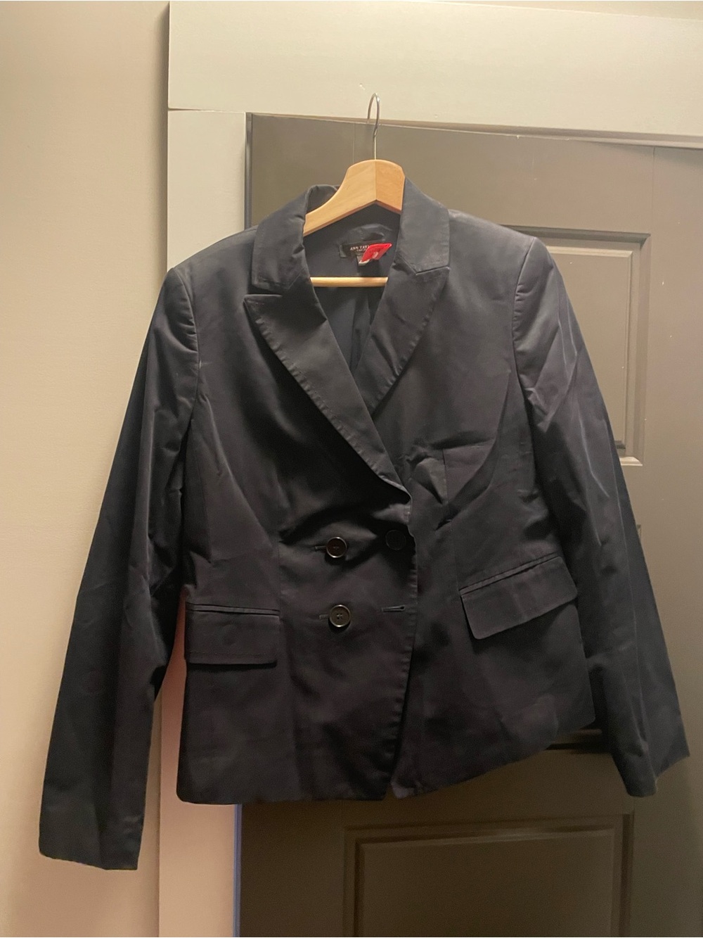 Ann Taylor Women’s Size 12 Navy Blue Blazer Buttons Pockets